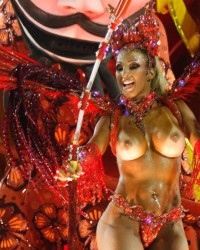 Голый бразильский карнавал (74 фото)