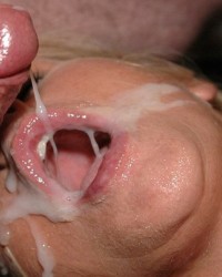 Порно сперма во рту (81 фото)