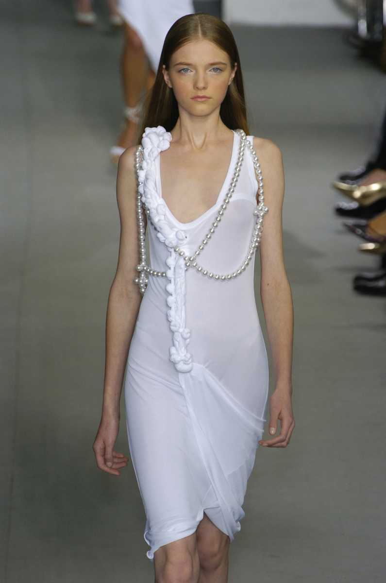 Влада Рослякова в купальнике