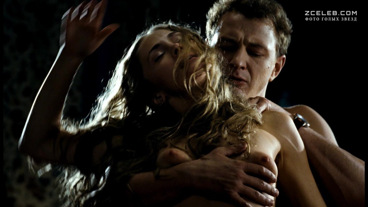 Анна Казючиц голенькая