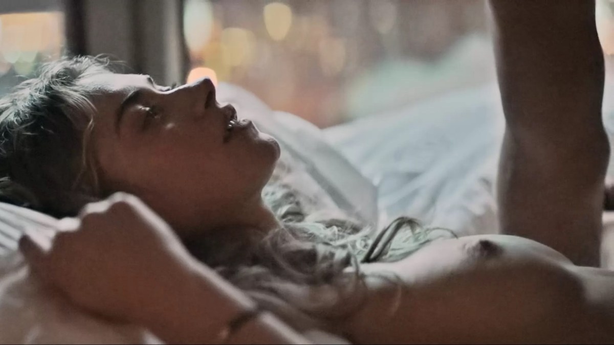 Имоджен Путс в Нижнем белье