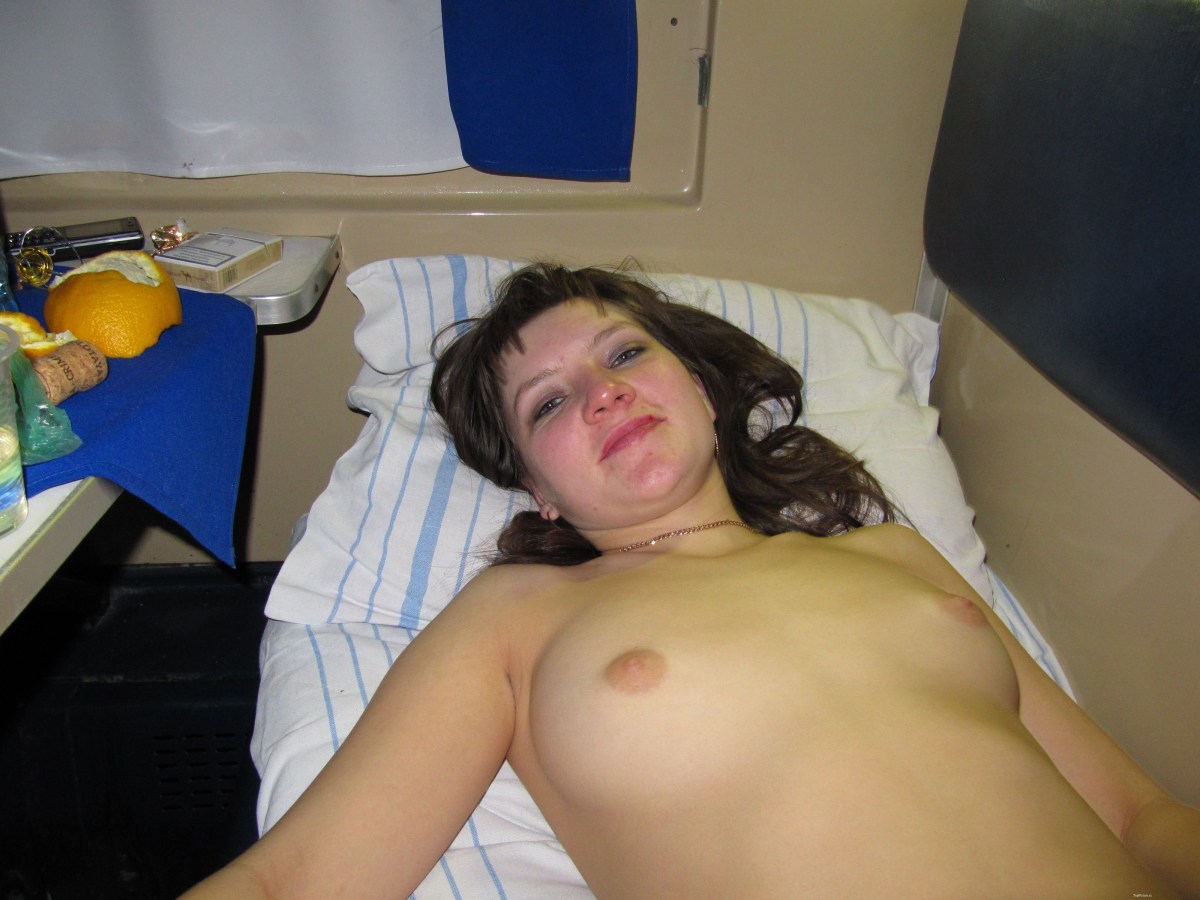 Голые зрелые проводницы