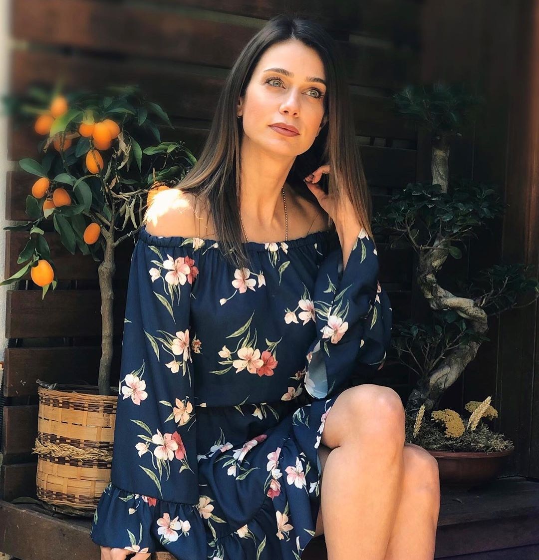 Актриса Чигдем Батур