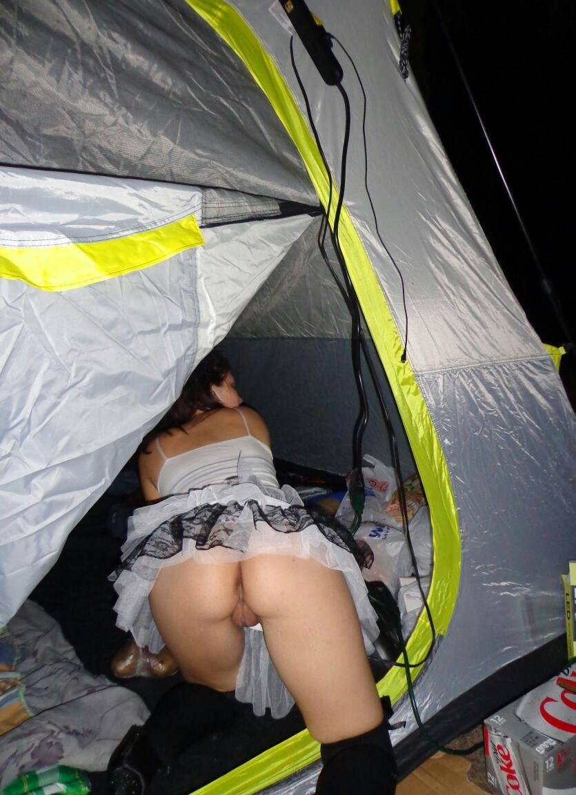 Пьяные девушки без трусиков