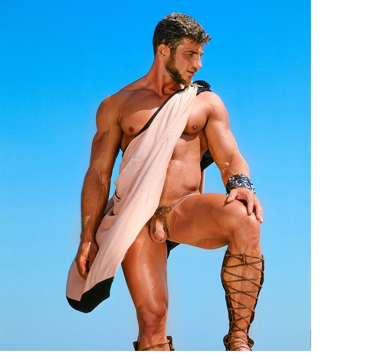 Парни без трусов видео