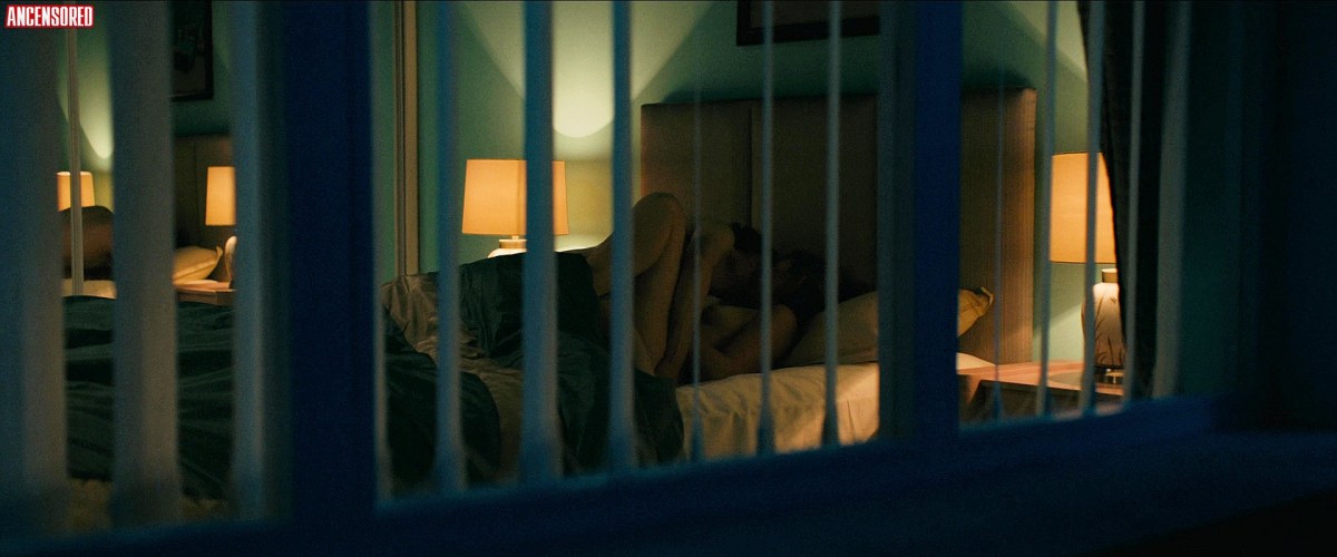 Памела Андерсон голая в фильмах