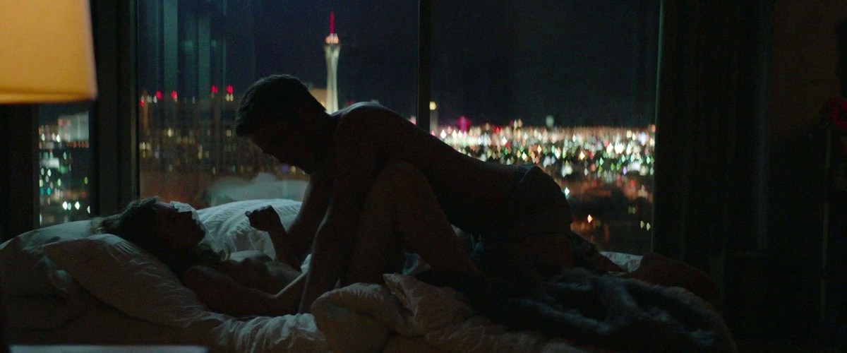 Имоджен Путс голая попа