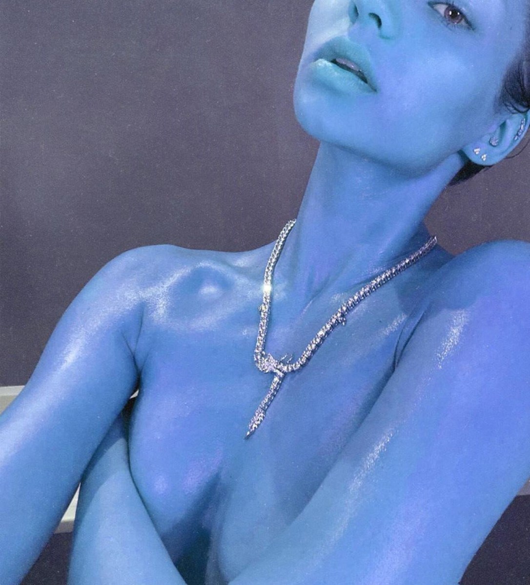 Голая Алеся Великанова