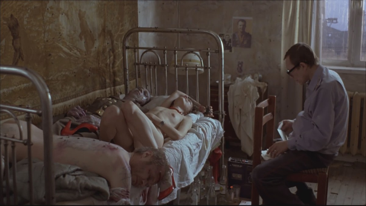 Актриса Юлия Снигирь ню