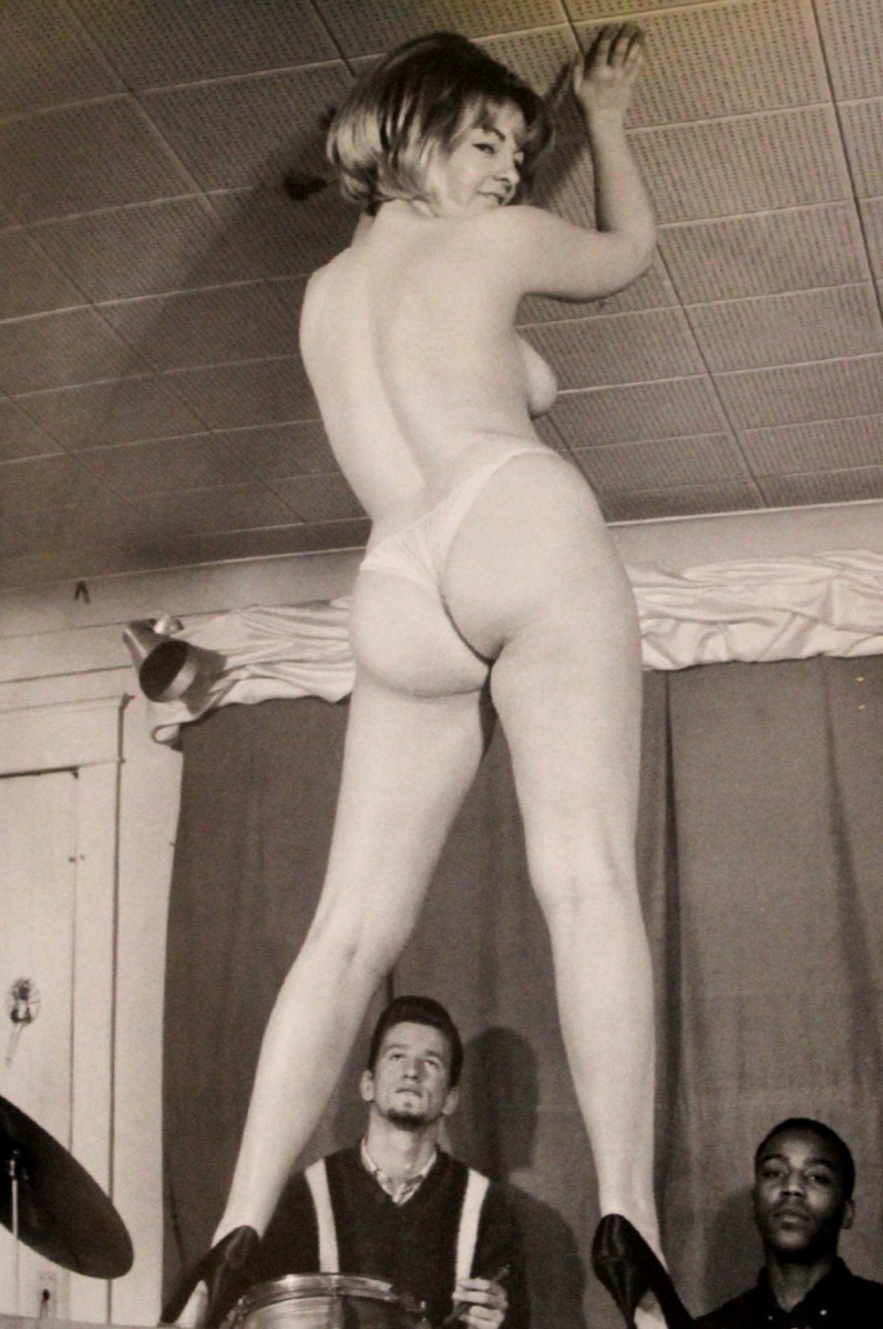 Викки Дуган фото голая