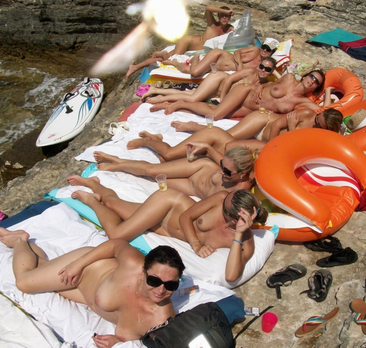 Нудистские развлечения