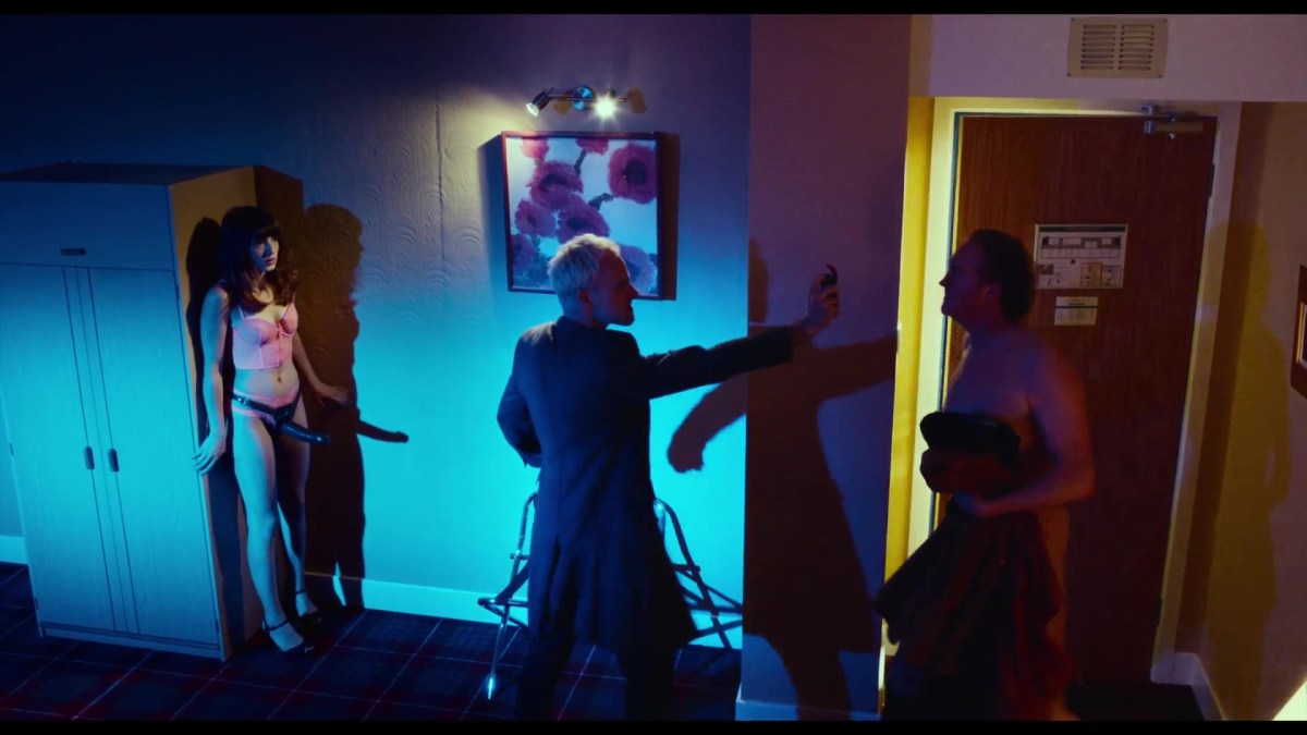 Большой брат Нагота голые