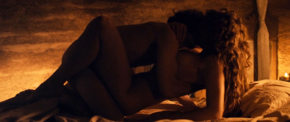 Голая Семакина из сериала универ