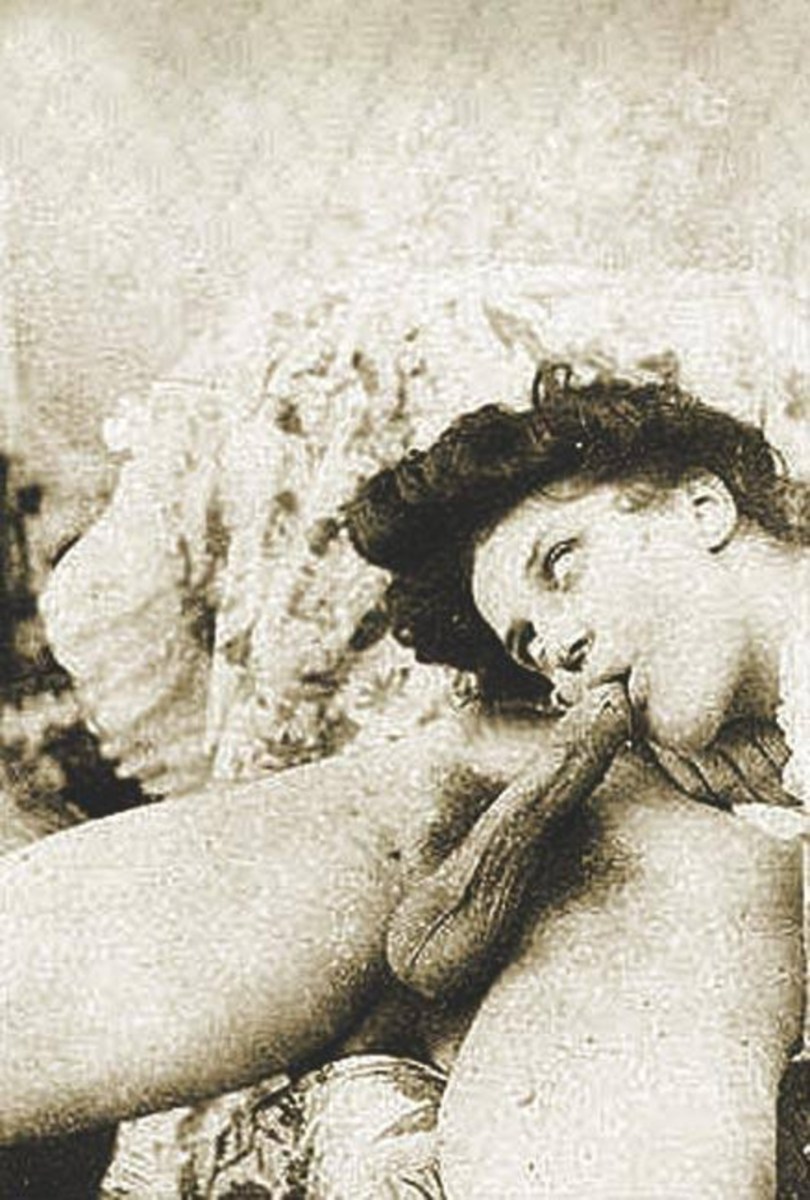 Первые порнографические снимки