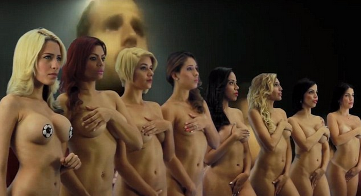 Демонстрация голых женщин