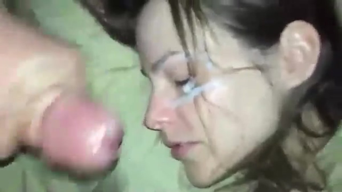 Кончил в рот спящей частное