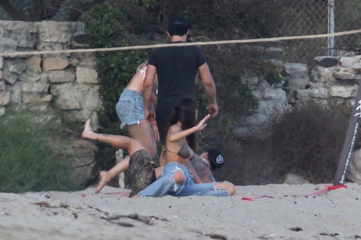 Спасатели Малибу девушки ню