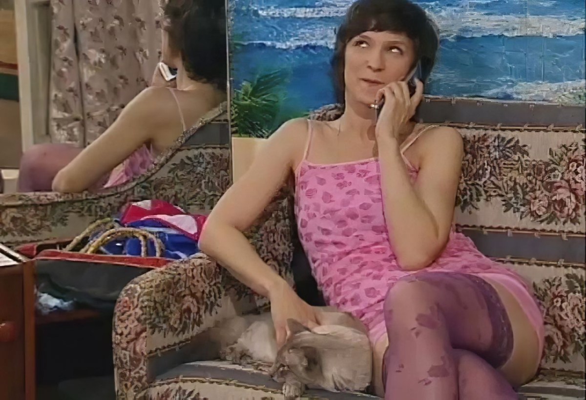 Олеся Железняк без трусов