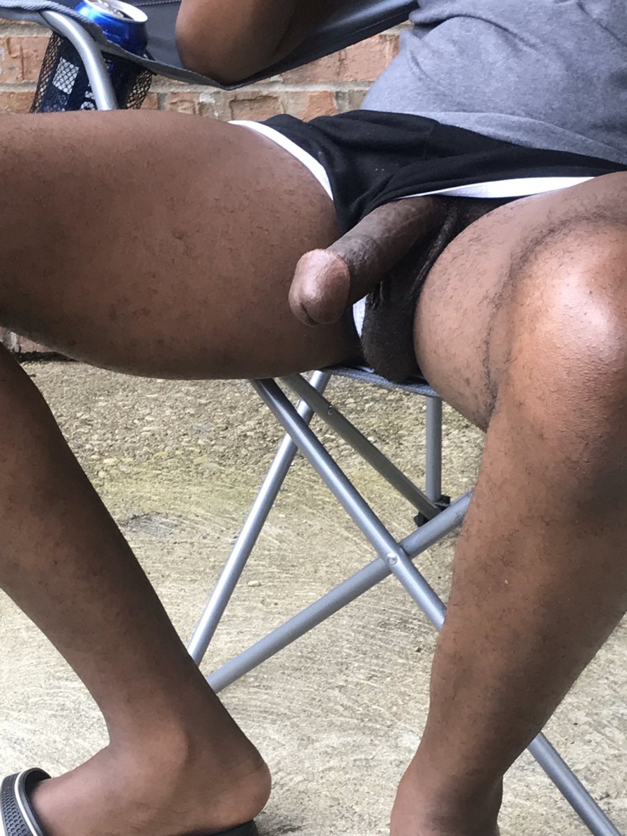 Девочка писает засветила