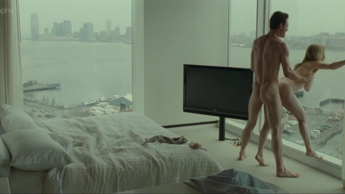 Lola Hunter голая полный рост