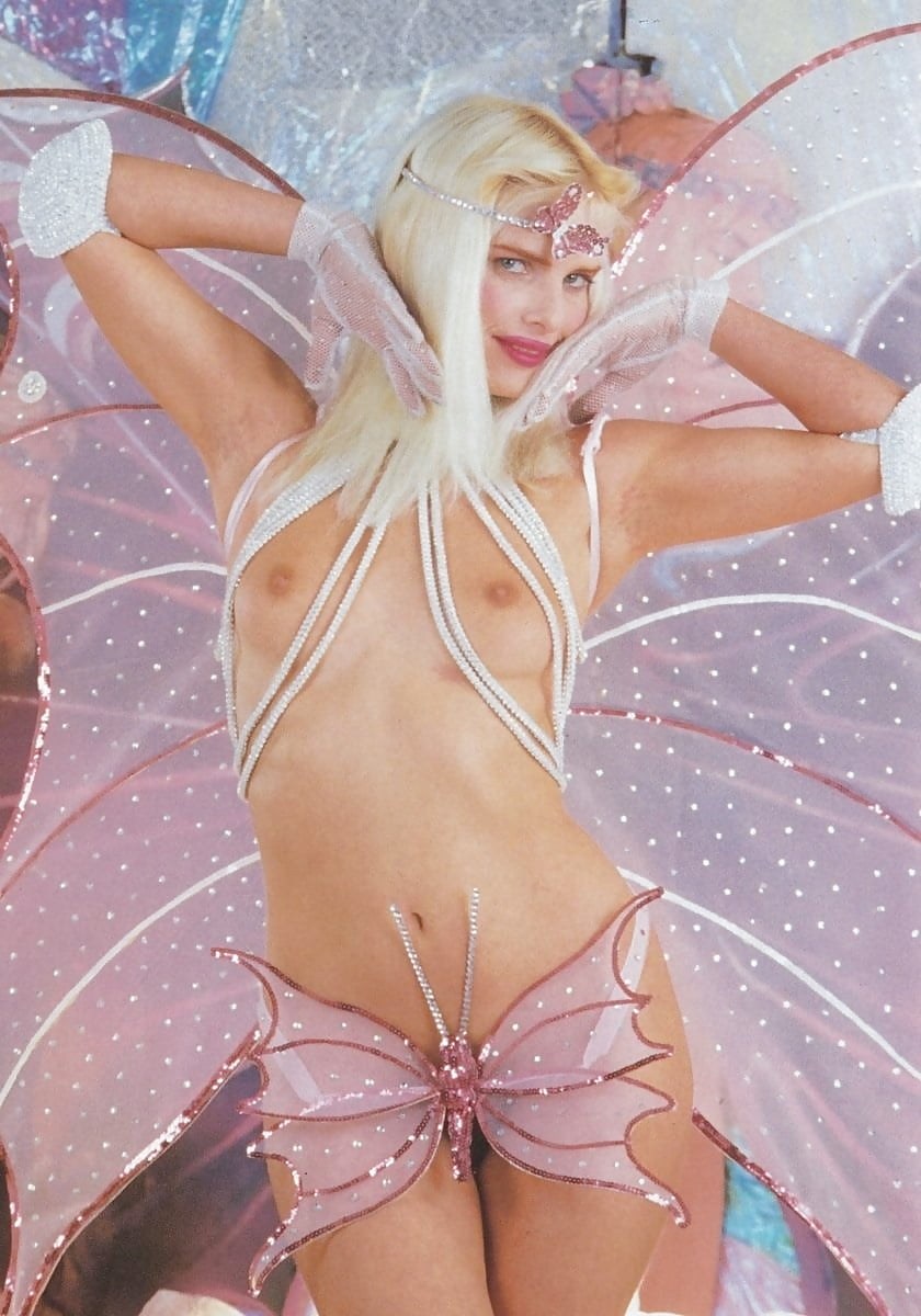 Порнозвезда чиччолина Кунс