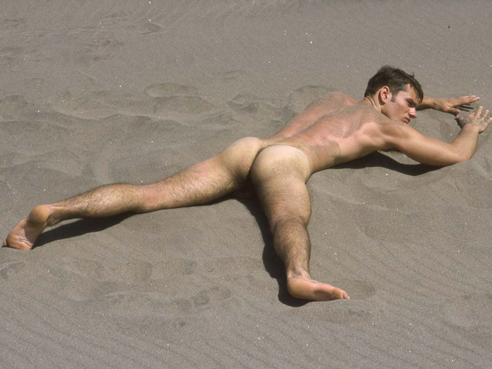 пляже голыми мужиками фото 66