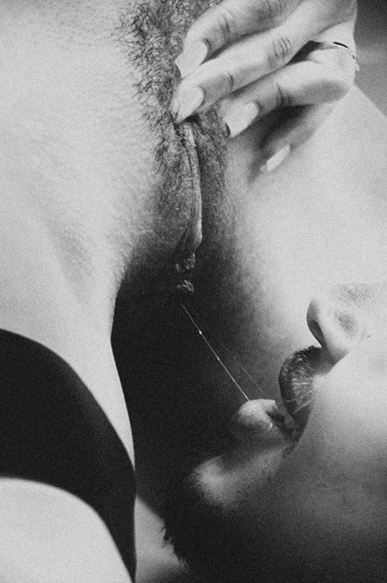 Красивый кунилингус сзади