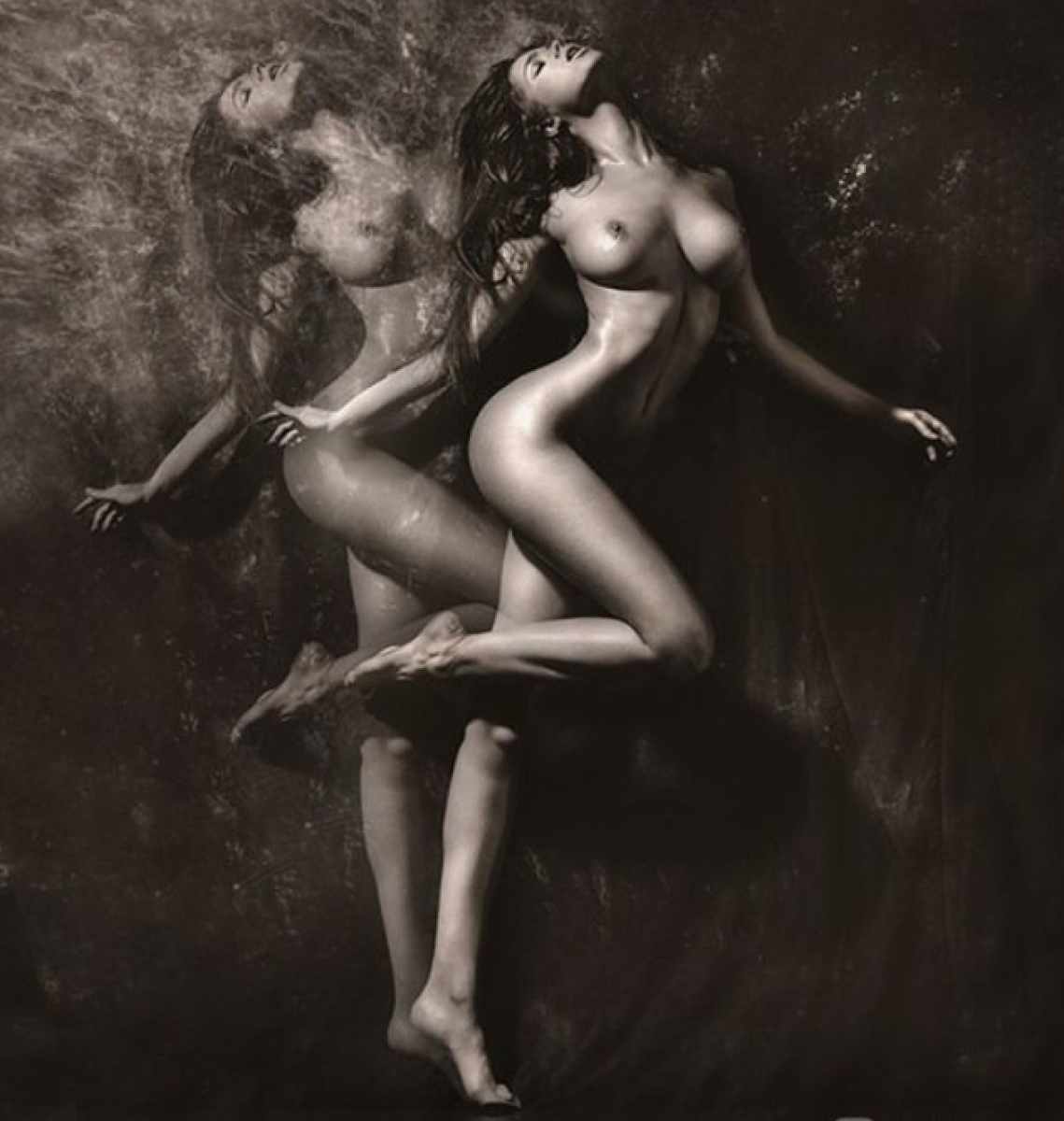 Парная фотосессия в стиле ню