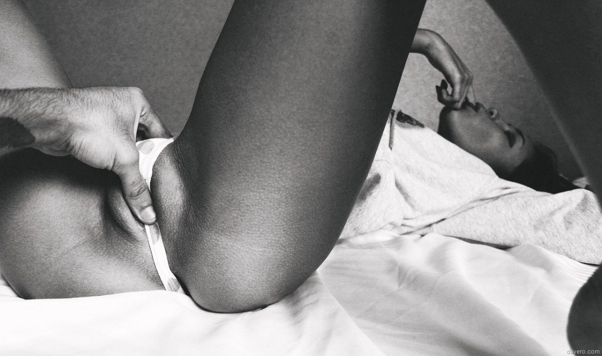 Красивая женская мастурбация