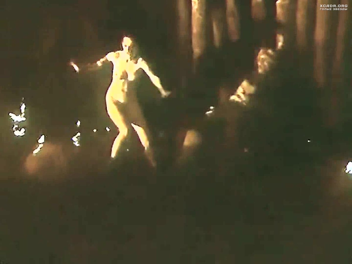 Марина Сердешнюк голышом