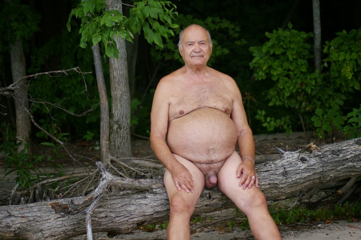 Старые волосатые мужики ебутся