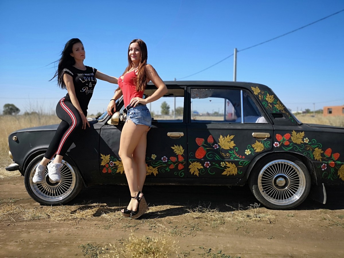 Настя Каменских зад