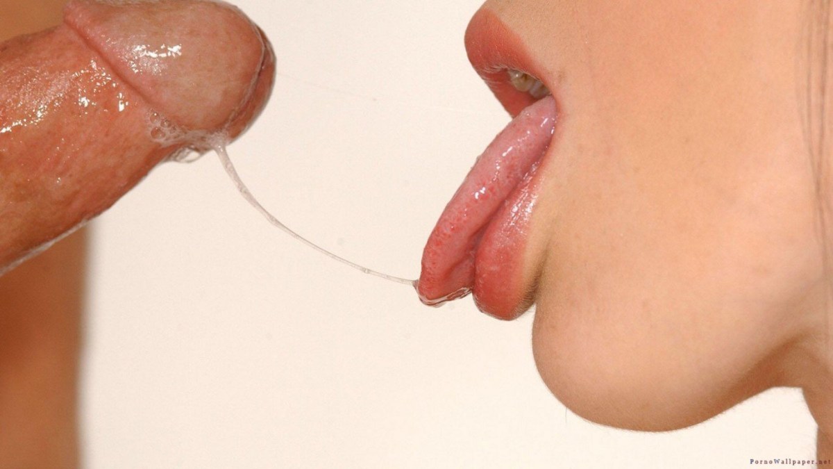 Огромные члены кончают девкам в рот