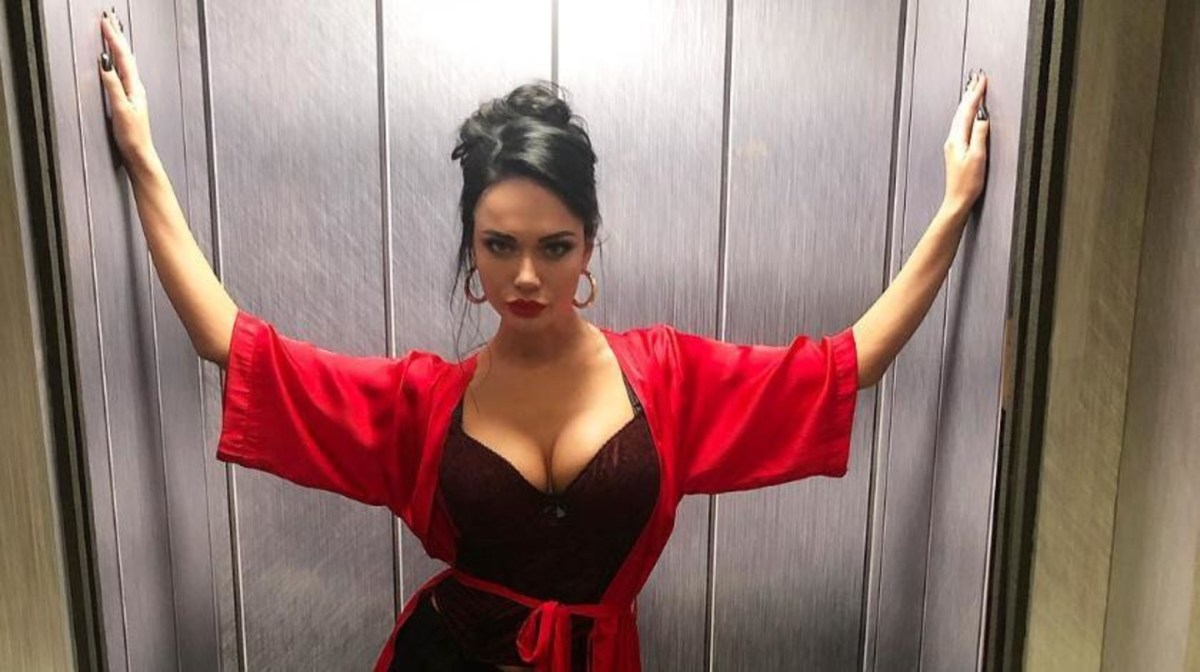 Яна Кошкина и Харламов