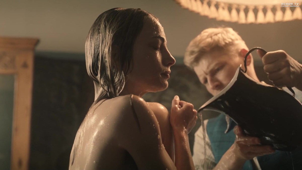 Мария Лисовая за час до рассвета 2021