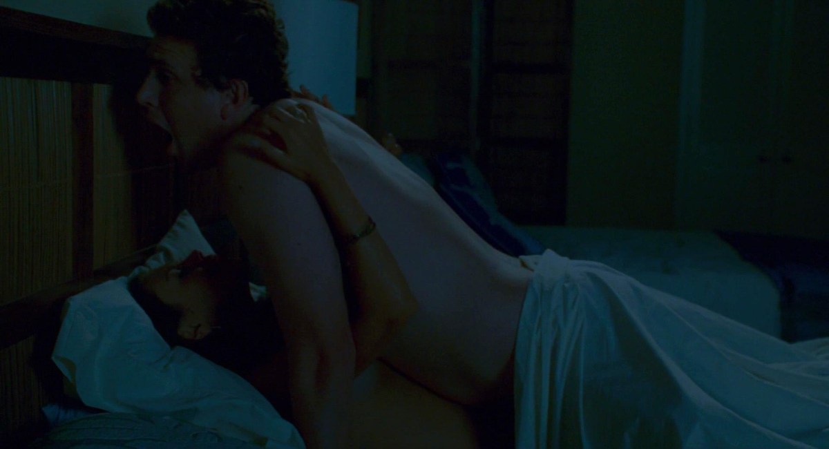 Смотреть бесплатно порно-сцена Милы Кунис