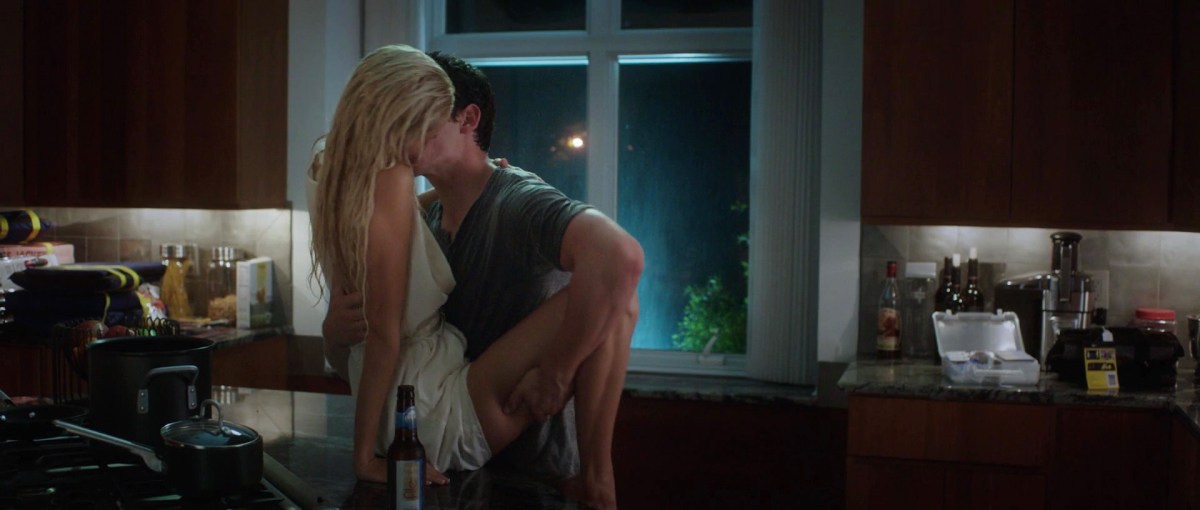 Изабель Лукас Isabel Lucas голая сиськи