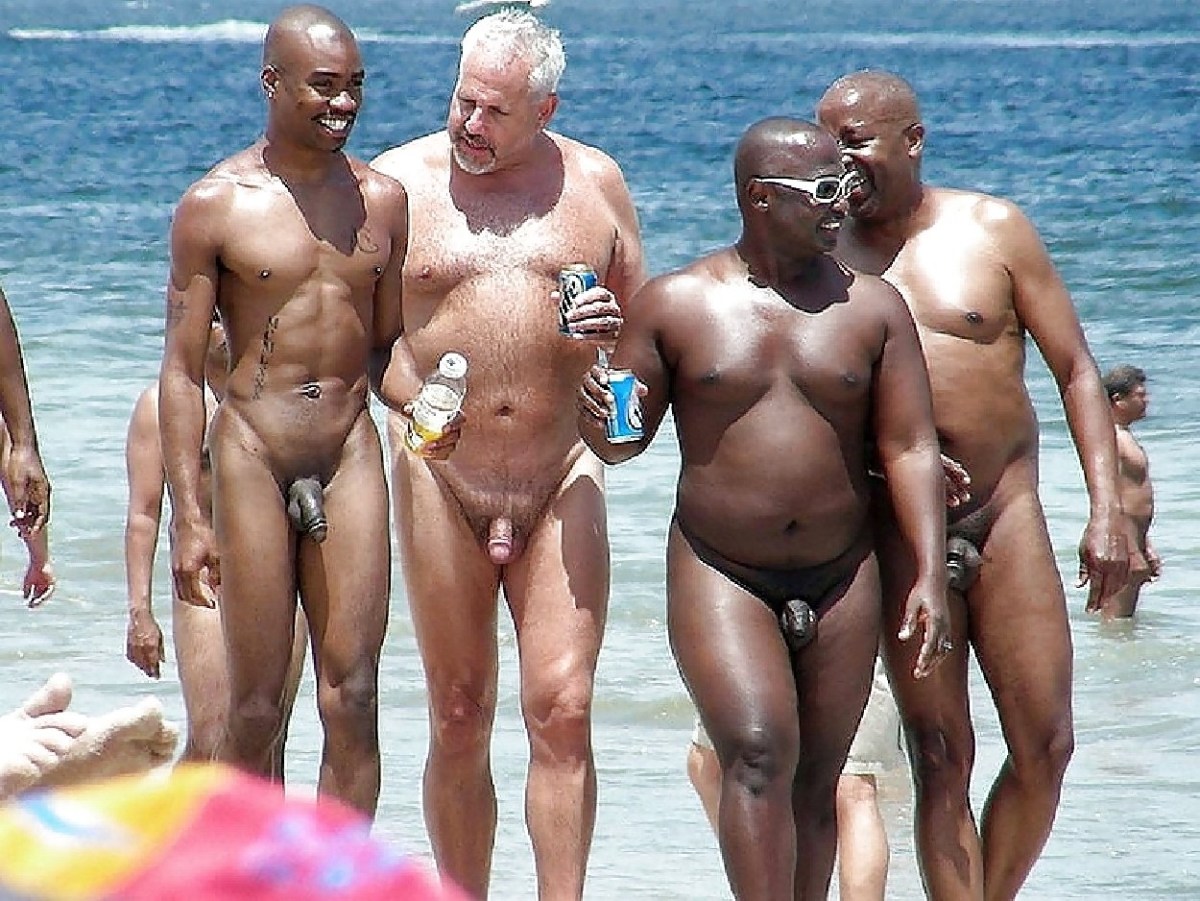 Негритянский нудиский пляж