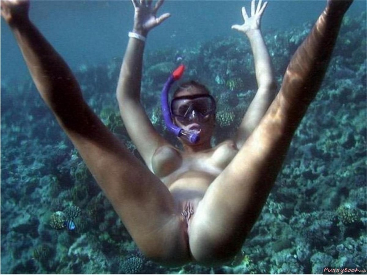 Underwater nude pussy big волосатая