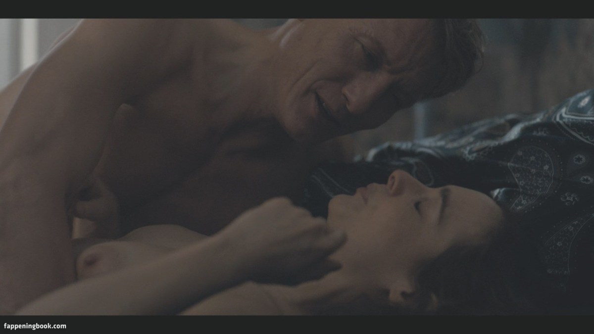 Сериал тьма сиськи Джина Стибиц