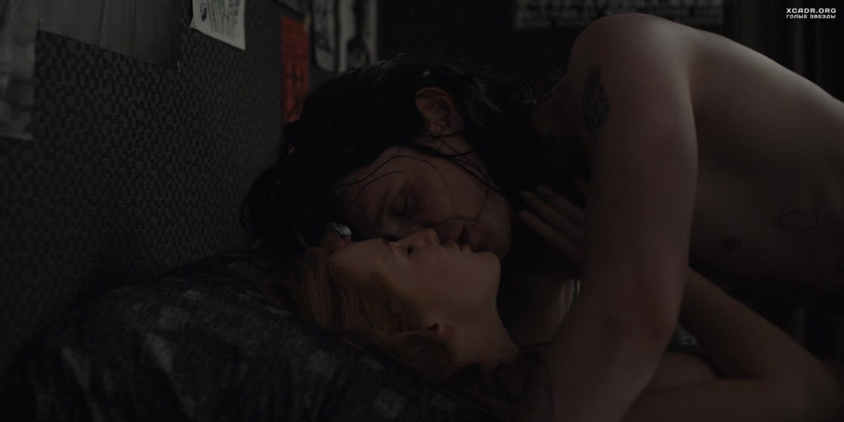 Сериал тьма сиськи Джина Стибиц