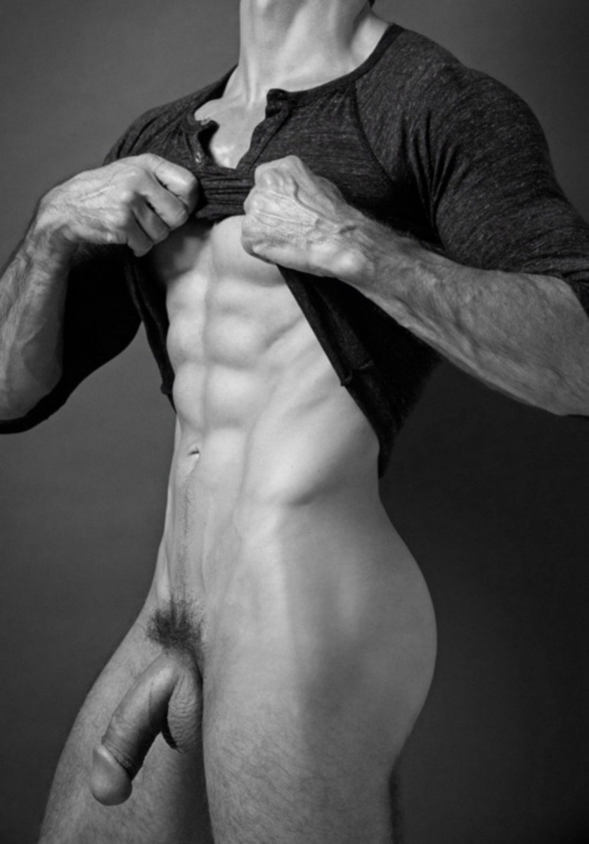 Очень красивые голые мужчины