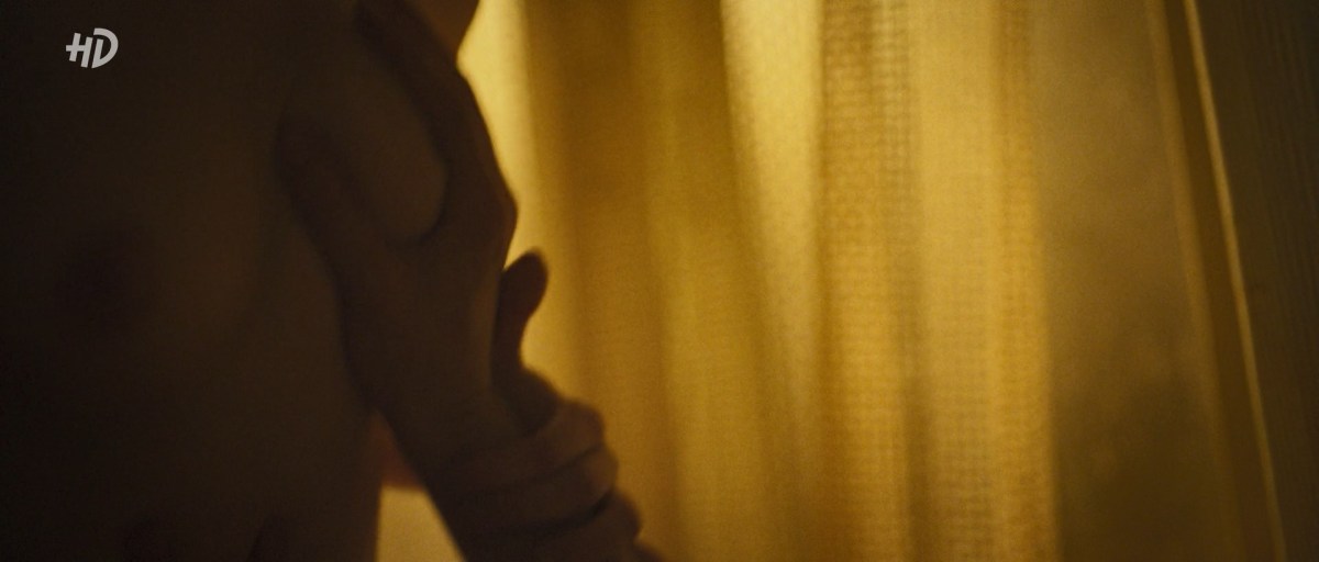 Вероника Мохирева топи голая