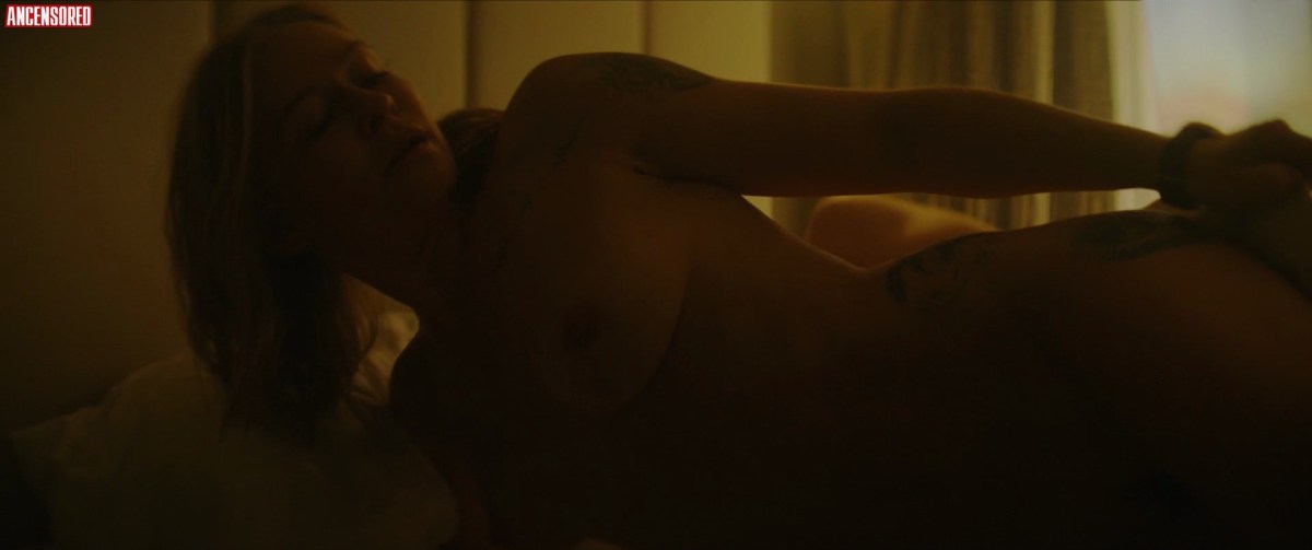Ирина Старшенбаум постельная сцена