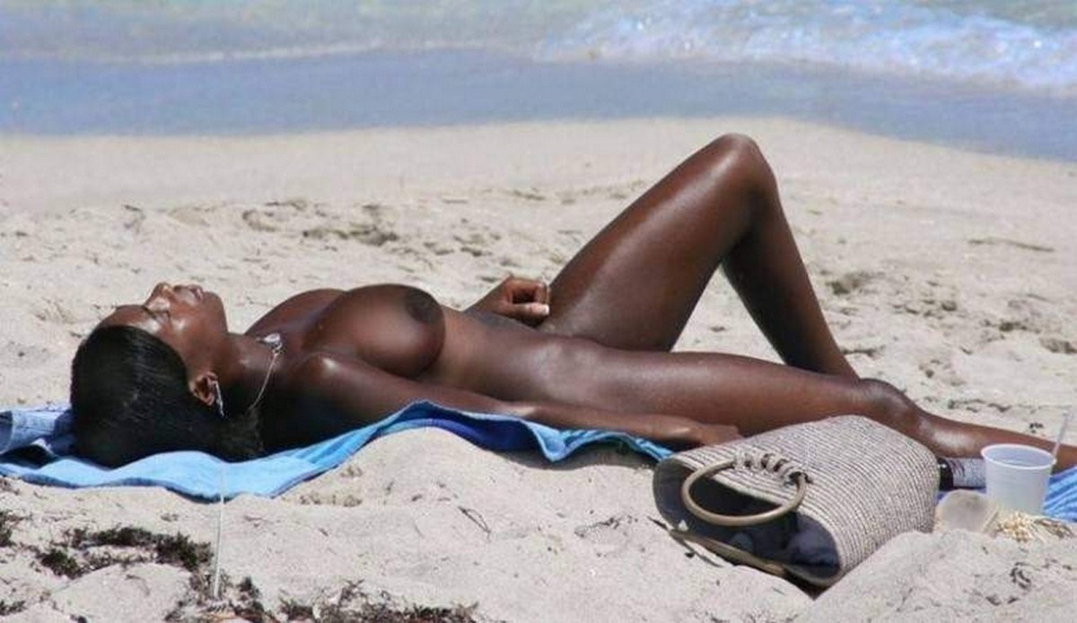 Nude Ebony Beach