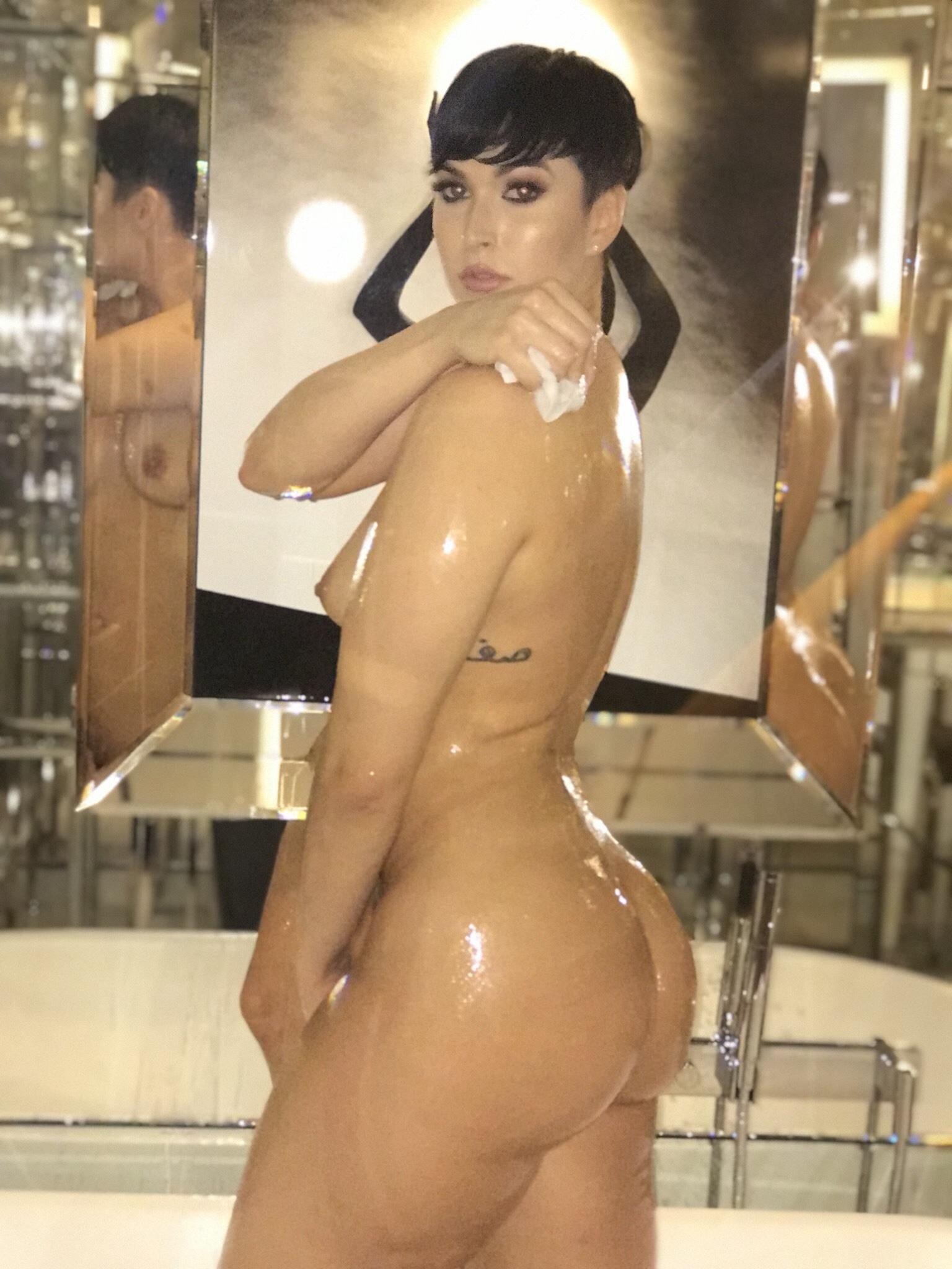 Zahra elise desnuda
