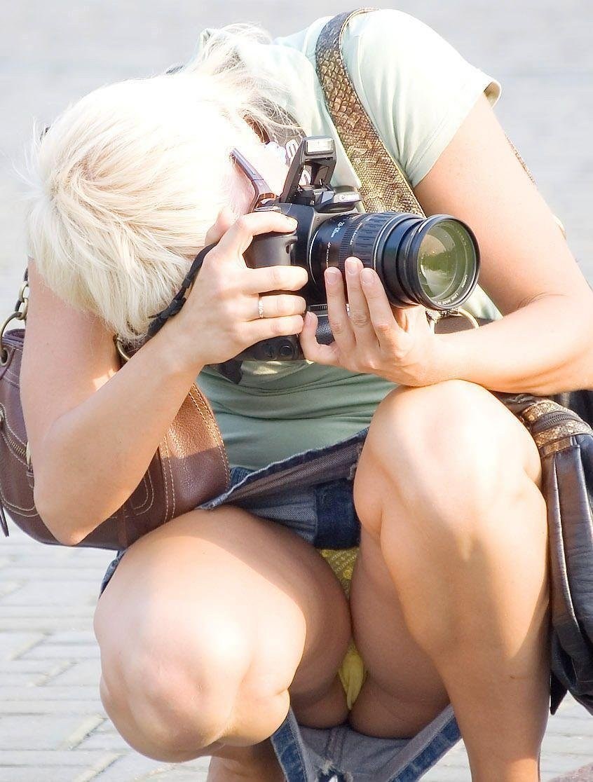 Девушка фотограф засветилась