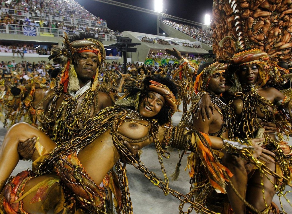 Голые бразильянки Brazilian Carnival 2020