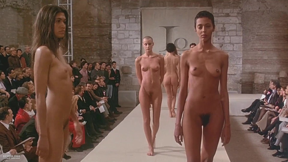 Чарли Ле Минду Charlie le naked