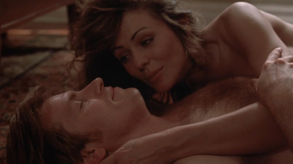 Elizabeth Hurley leaked